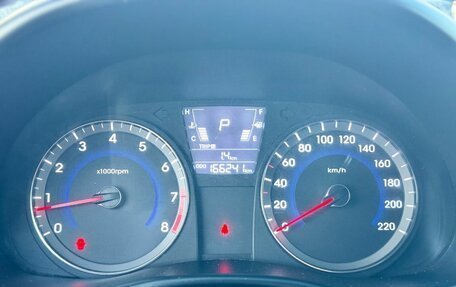 Hyundai Solaris II рестайлинг, 2011 год, 719 000 рублей, 19 фотография