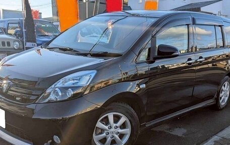 Toyota ISis I, 2015 год, 1 067 000 рублей, 3 фотография