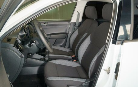 Skoda Rapid II, 2021 год, 1 520 000 рублей, 14 фотография