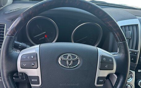 Toyota Land Cruiser 200, 2012 год, 3 700 000 рублей, 9 фотография