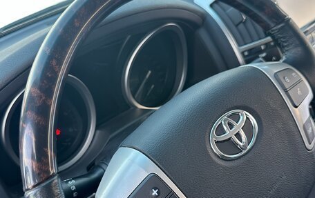 Toyota Land Cruiser 200, 2012 год, 3 700 000 рублей, 24 фотография