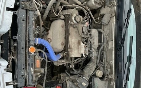 Mitsubishi Carisma I, 2003 год, 320 000 рублей, 9 фотография