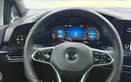 Volkswagen Golf VIII, 2021 год, 1 460 000 рублей, 6 фотография