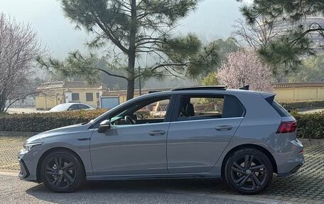Volkswagen Golf VIII, 2022 год, 1 670 000 рублей, 4 фотография
