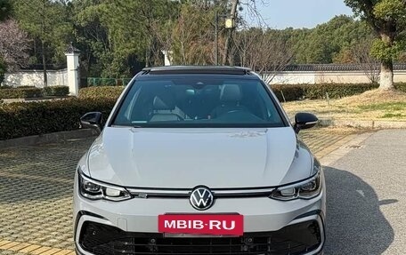 Volkswagen Golf VIII, 2022 год, 1 670 000 рублей, 2 фотография