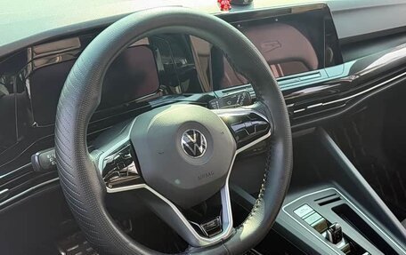 Volkswagen Golf VIII, 2022 год, 1 670 000 рублей, 10 фотография