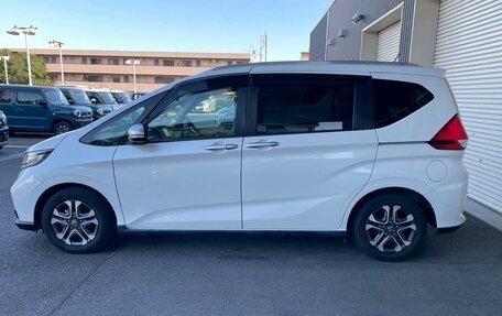Honda Freed II, 2023 год, 1 395 000 рублей, 5 фотография