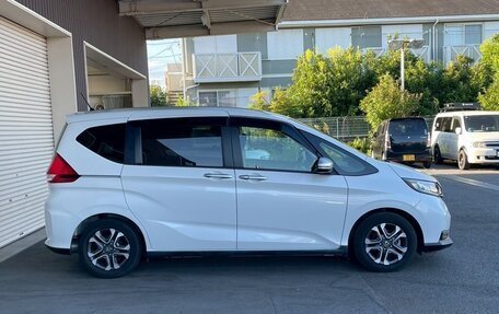 Honda Freed II, 2023 год, 1 395 000 рублей, 6 фотография