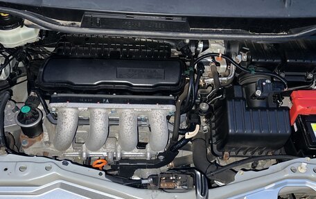 Honda Fit III, 2010 год, 980 000 рублей, 2 фотография