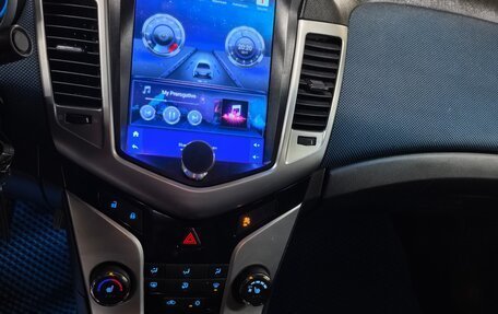 Chevrolet Cruze II, 2011 год, 715 000 рублей, 16 фотография