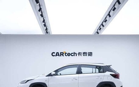 Toyota Yaris XP150 рестайлинг, 2022 год, 1 215 000 рублей, 4 фотография