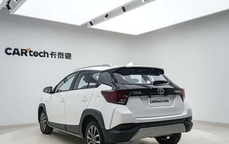 Toyota Yaris XP150 рестайлинг, 2022 год, 1 215 000 рублей, 15 фотография