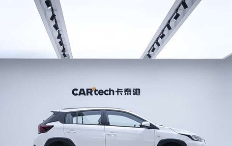 Toyota Yaris XP150 рестайлинг, 2022 год, 1 215 000 рублей, 5 фотография