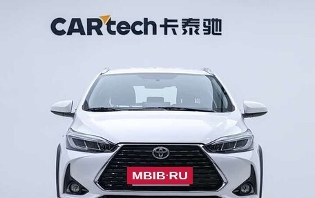 Toyota Yaris XP150 рестайлинг, 2022 год, 1 215 000 рублей, 2 фотография