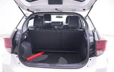 Toyota Yaris XP150 рестайлинг, 2022 год, 1 215 000 рублей, 17 фотография