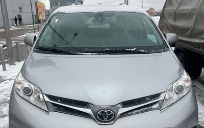 Toyota Sienna III, 2018 год, 4 290 000 рублей, 1 фотография