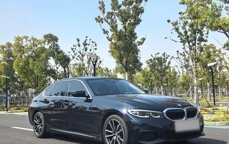 BMW 3 серия, 2021 год, 3 300 000 рублей, 3 фотография