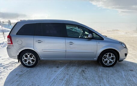 Opel Zafira B, 2012 год, 707 707 рублей, 3 фотография