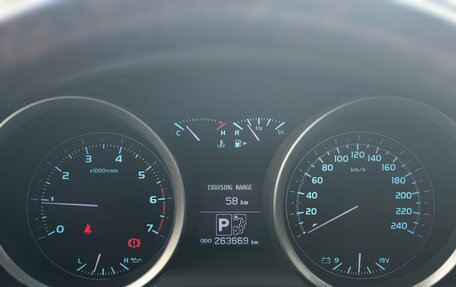 Toyota Land Cruiser 200, 2011 год, 3 420 000 рублей, 16 фотография