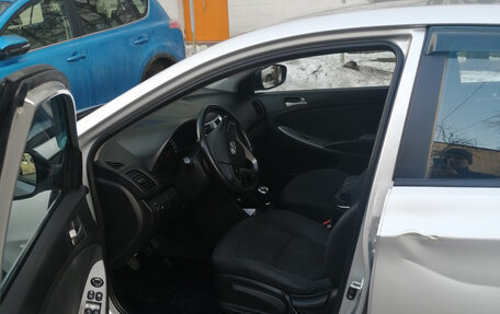 Hyundai Solaris II рестайлинг, 2014 год, 870 000 рублей, 6 фотография