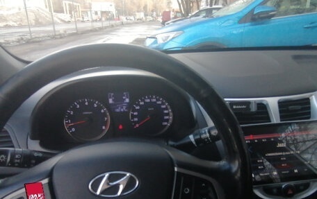 Hyundai Solaris II рестайлинг, 2014 год, 870 000 рублей, 9 фотография