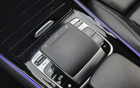 Mercedes-Benz GLB, 2019 год, 2 900 000 рублей, 24 фотография