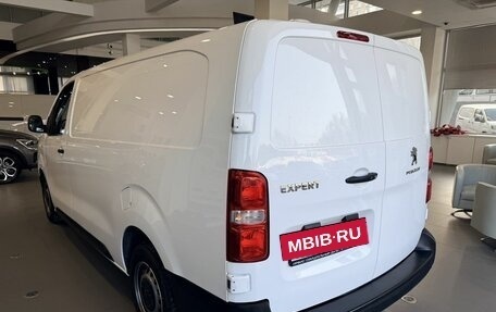 Peugeot Expert, 2018 год, 1 870 000 рублей, 11 фотография