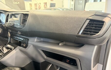 Peugeot Expert, 2018 год, 1 870 000 рублей, 19 фотография