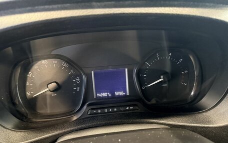 Peugeot Expert, 2018 год, 1 870 000 рублей, 26 фотография