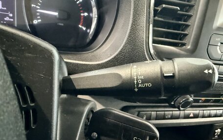 Peugeot Expert, 2018 год, 1 870 000 рублей, 31 фотография