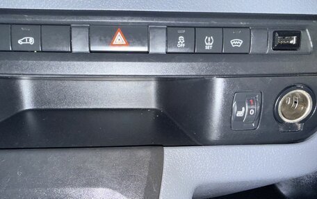 Peugeot Expert, 2018 год, 1 870 000 рублей, 33 фотография