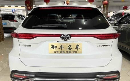 Toyota Harrier, 2024 год, 4 113 000 рублей, 5 фотография