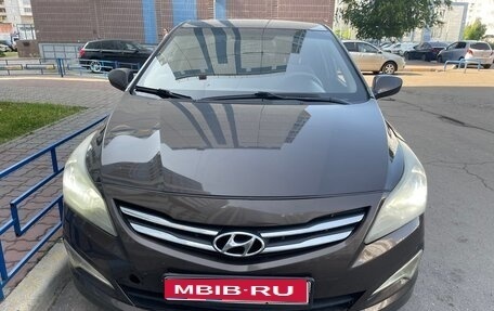 Hyundai Solaris II рестайлинг, 2016 год, 1 050 000 рублей, 1 фотография