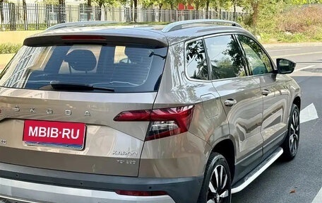 Skoda Karoq I, 2023 год, 2 340 777 рублей, 1 фотография