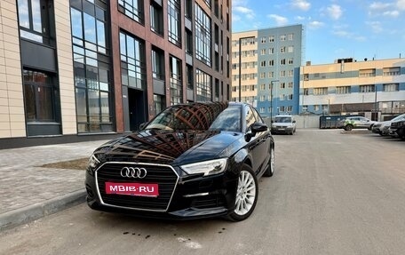 Audi A3, 2018 год, 2 400 000 рублей, 1 фотография