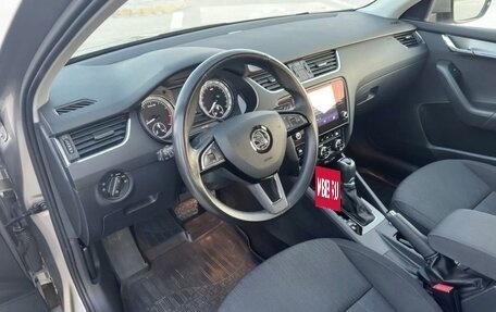 Skoda Octavia, 2017 год, 2 050 000 рублей, 7 фотография