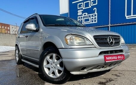 Mercedes-Benz M-Класс, 2000 год, 780 000 рублей, 1 фотография