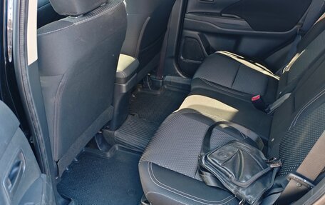 Mitsubishi Outlander III рестайлинг 3, 2020 год, 2 220 000 рублей, 11 фотография