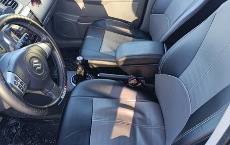 Suzuki SX4 II рестайлинг, 2010 год, 830 000 рублей, 3 фотография