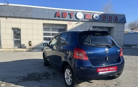 Toyota Yaris III рестайлинг, 2007 год, 490 000 рублей, 5 фотография