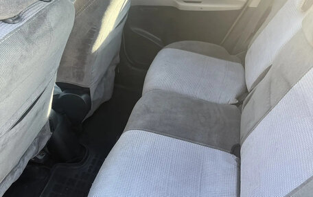 Toyota Yaris III рестайлинг, 2007 год, 490 000 рублей, 11 фотография