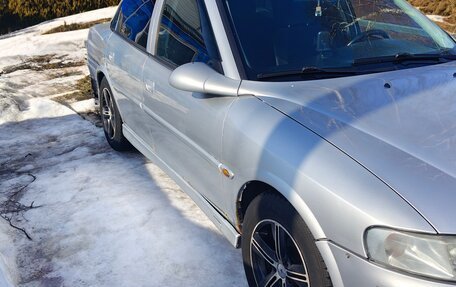 Opel Vectra B рестайлинг, 2001 год, 240 000 рублей, 4 фотография