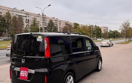 Honda Stepwgn IV, 2018 год, 1 600 000 рублей, 4 фотография