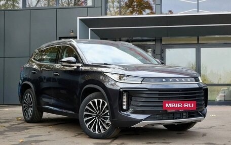 CheryExeed TXL, 2023 год, 2 910 000 рублей, 5 фотография