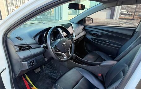 Toyota Yaris XP150 рестайлинг, 2022 год, 1 299 000 рублей, 7 фотография