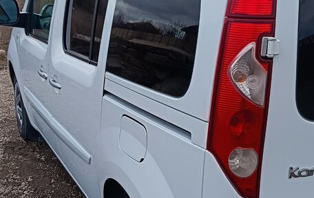 Renault Kangoo II рестайлинг, 2011 год, 900 000 рублей, 4 фотография