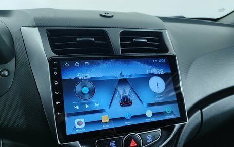 Hyundai Solaris II рестайлинг, 2011 год, 785 000 рублей, 16 фотография