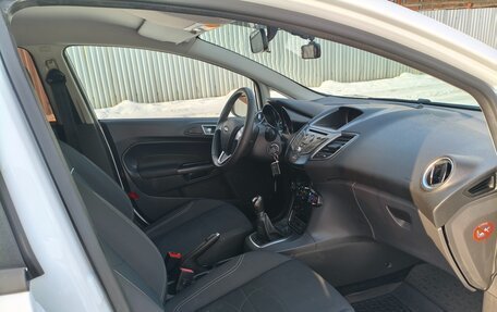 Ford Fiesta, 2015 год, 820 000 рублей, 15 фотография