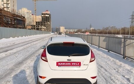 Ford Fiesta, 2015 год, 820 000 рублей, 9 фотография