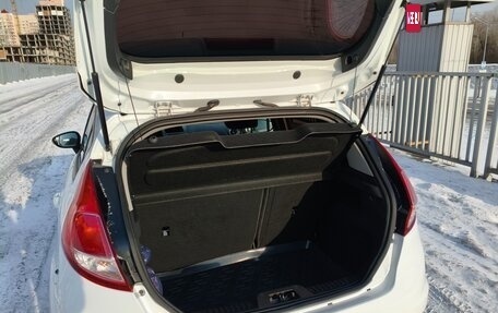 Ford Fiesta, 2015 год, 820 000 рублей, 19 фотография